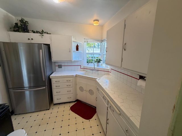 1711 Roselawn Ave, Stockton, CA 95204
