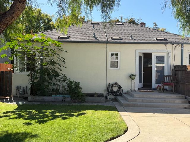 1711 Roselawn Ave, Stockton, CA 95204