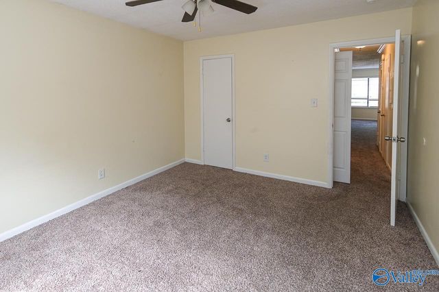 2225 Golf Road #409, Huntsville, AL 35802