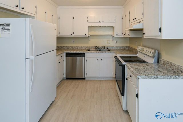 2225 Golf Road #409, Huntsville, AL 35802