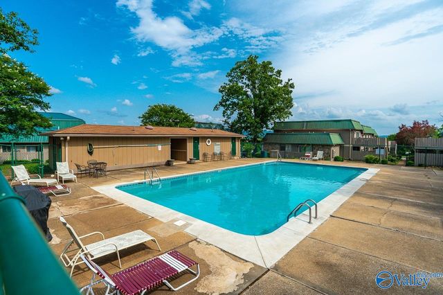 2225 Golf Road #409, Huntsville, AL 35802