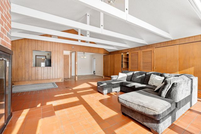 323 Murray Street, Owatonna, MN 55060