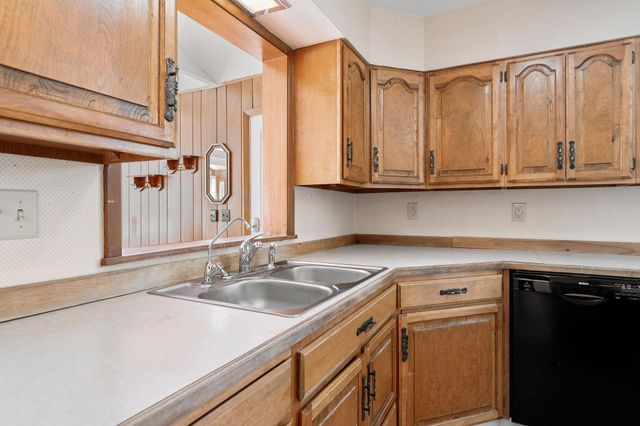 323 Murray Street, Owatonna, MN 55060