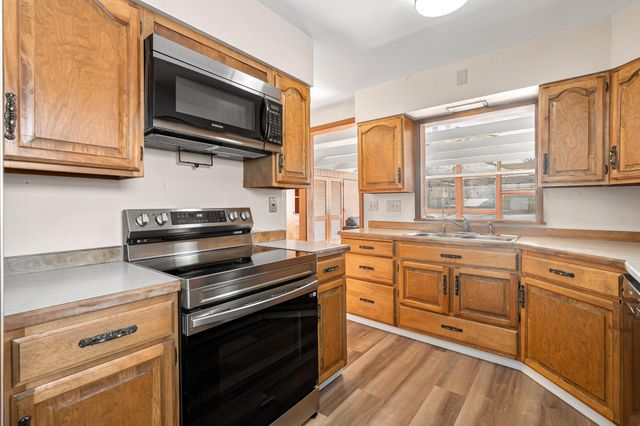 323 Murray Street, Owatonna, MN 55060