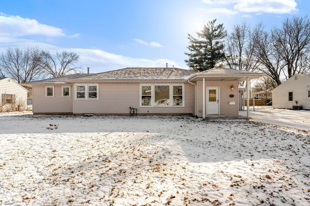 323 Murray Street, Owatonna, MN 55060