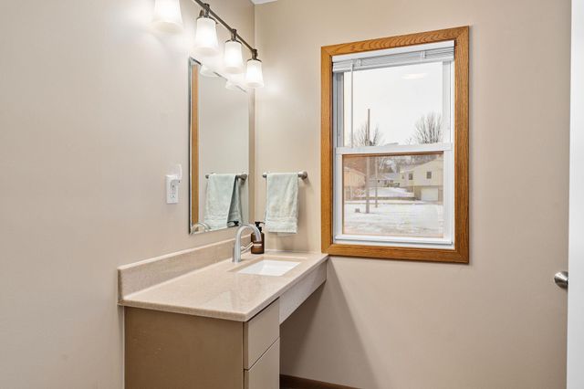 323 Murray Street, Owatonna, MN 55060