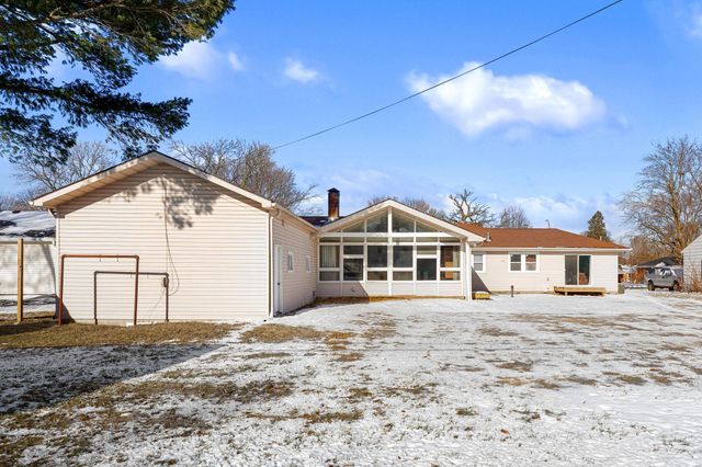 323 Murray Street, Owatonna, MN 55060