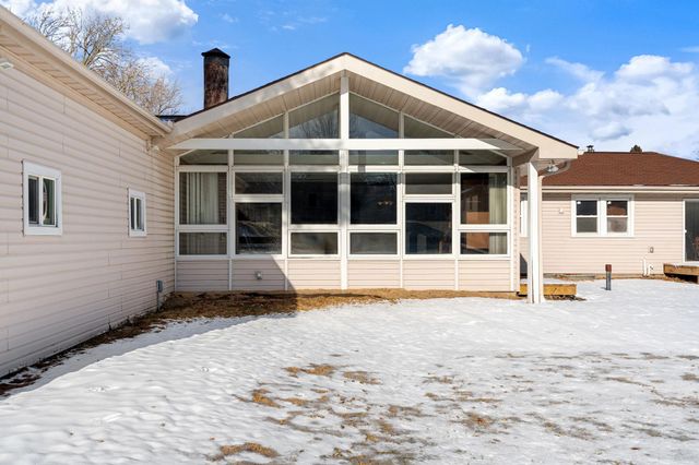 323 Murray Street, Owatonna, MN 55060