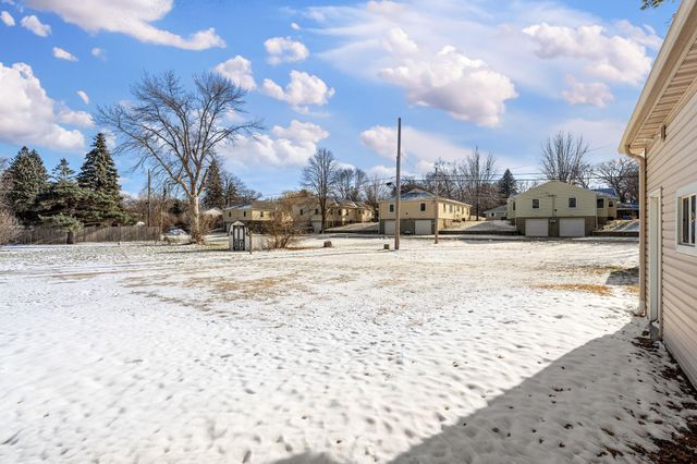 323 Murray Street, Owatonna, MN 55060