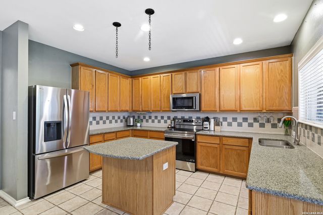 12706 Happy Cedar, Helotes, TX 78023