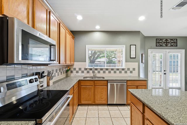12706 Happy Cedar, Helotes, TX 78023