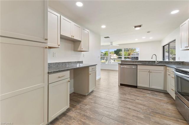 4548 Gulf AVE, North Fort Myers, FL 33903