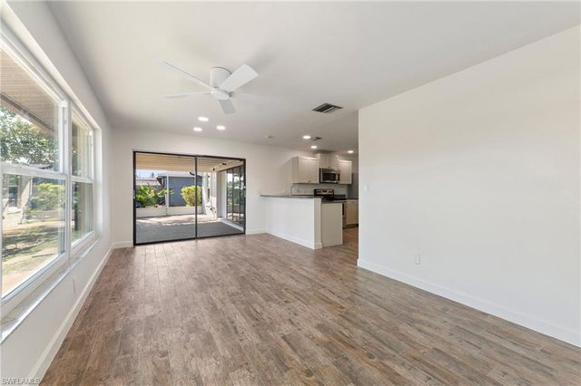 4548 Gulf AVE, North Fort Myers, FL 33903