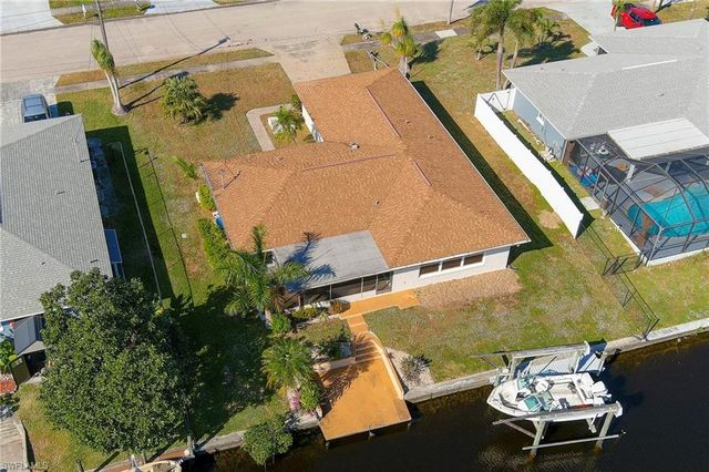 4548 Gulf AVE, North Fort Myers, FL 33903
