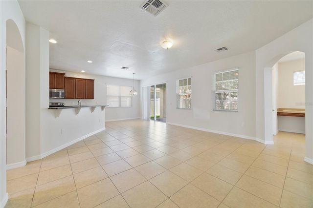 8039 NORTHLAKE PARKWAY, Orlando, FL 32827