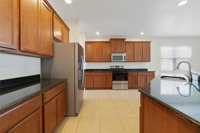 8039 NORTHLAKE PARKWAY, Orlando, FL 32827