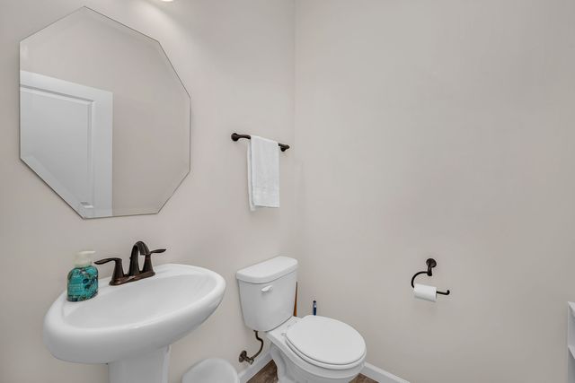 13008 Timber Wood Circle, Plainfield, IL 60585