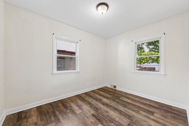 3318 Vincent Avenue N, Minneapolis, MN 55412
