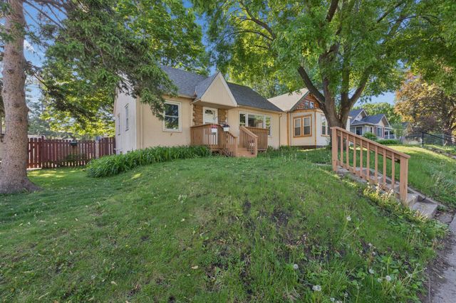 3318 Vincent Avenue N, Minneapolis, MN 55412