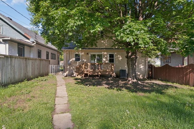 3318 Vincent Avenue N, Minneapolis, MN 55412