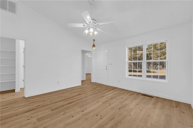 895 Flamingo Lane, Eureka Springs, AR 72631