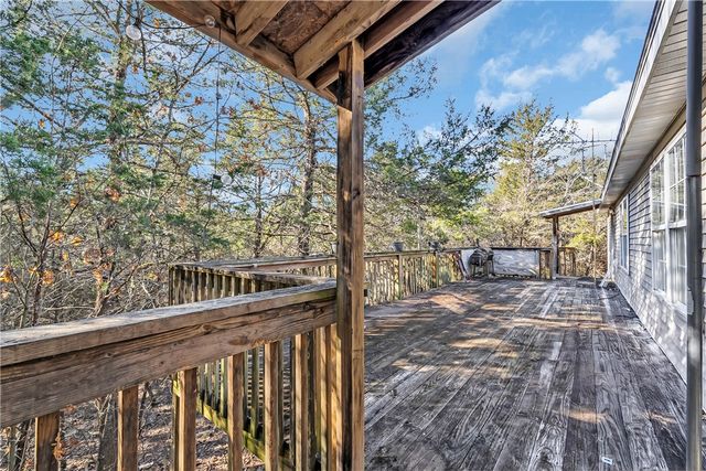 895 Flamingo Lane, Eureka Springs, AR 72631