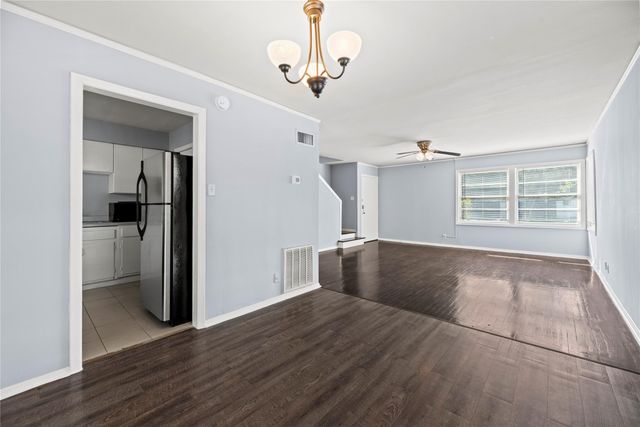 3930 Law Street 2, Houston, TX 77005