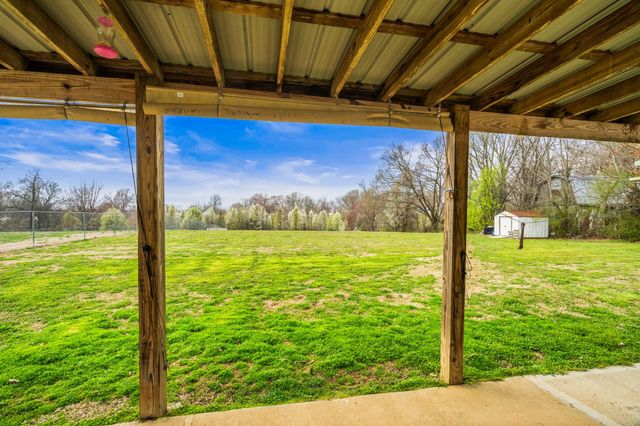 363 N Centerpoint Rd, Portland, TN 37148