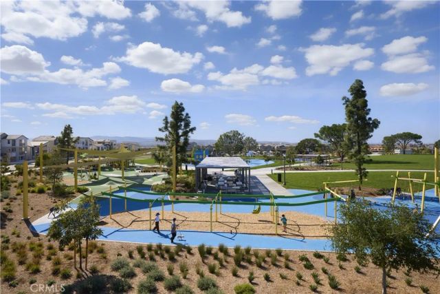 204 Briar Moon, Irvine, CA 92618