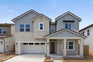204 Briar Moon, Irvine, CA 92618