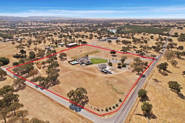 8779 Ospital Rd, Valley Springs, CA 95252