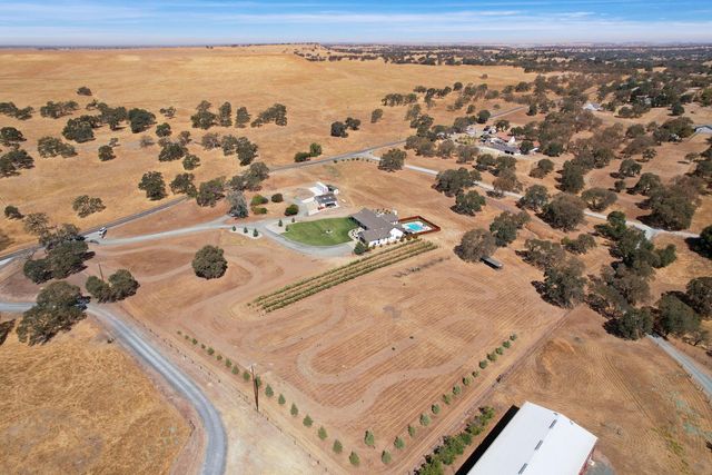 8779 Ospital Rd, Valley Springs, CA 95252