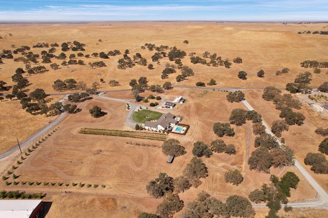 8779 Ospital Rd, Valley Springs, CA 95252