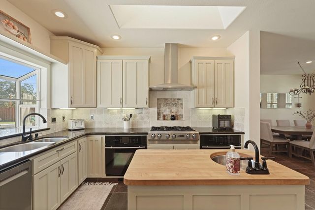 8779 Ospital Rd, Valley Springs, CA 95252