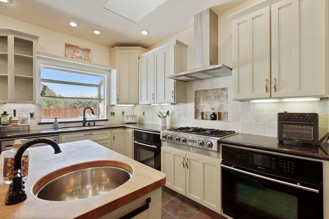 8779 Ospital Rd, Valley Springs, CA 95252