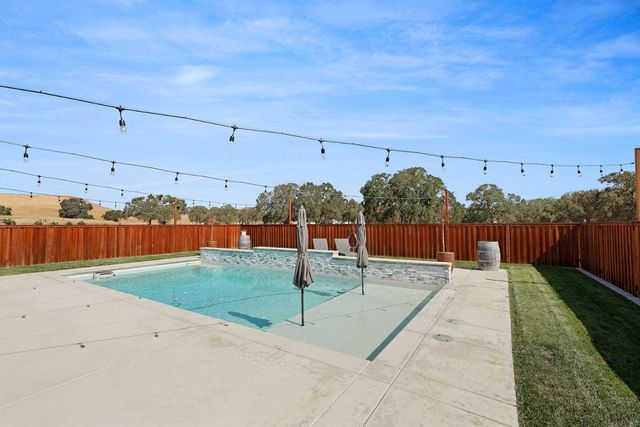 8779 Ospital Rd, Valley Springs, CA 95252