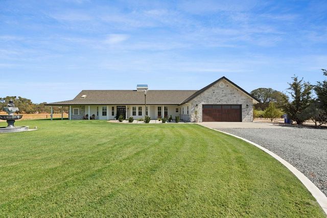 8779 Ospital Rd, Valley Springs, CA 95252