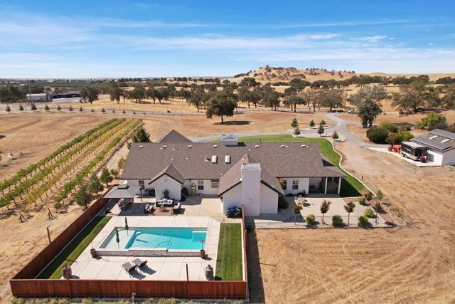 8779 Ospital Rd, Valley Springs, CA 95252