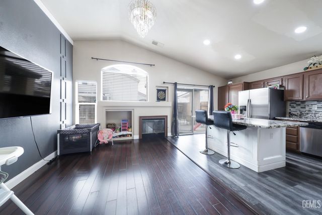 3901 Boswellia Drive, Bakersfield, CA 93311