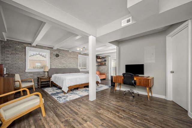 1110 Trinity Dr, Murfreesboro, TN 37129