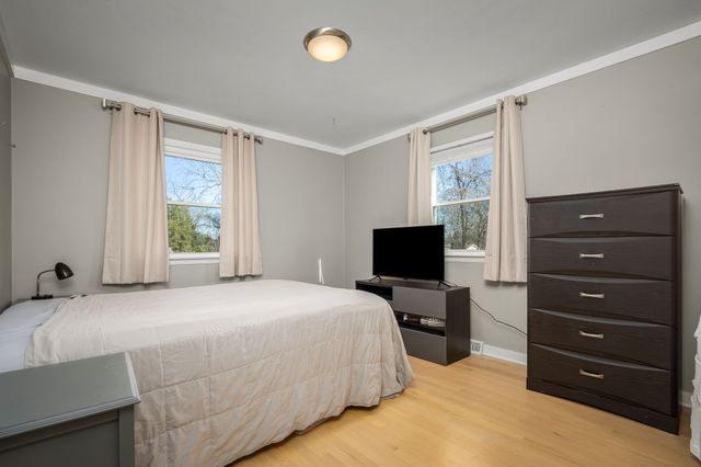 1110 Trinity Dr, Murfreesboro, TN 37129