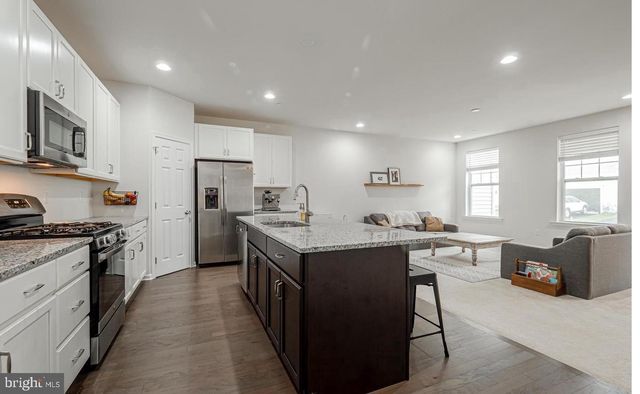 413 N ORCHARD ST, Downingtown, PA 19335