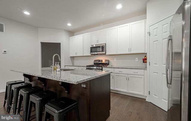 413 N ORCHARD ST, Downingtown, PA 19335
