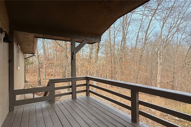 9 Minton Lane, Bella Vista, AR 72715