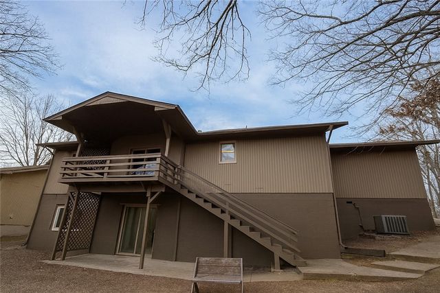 9 Minton Lane, Bella Vista, AR 72715