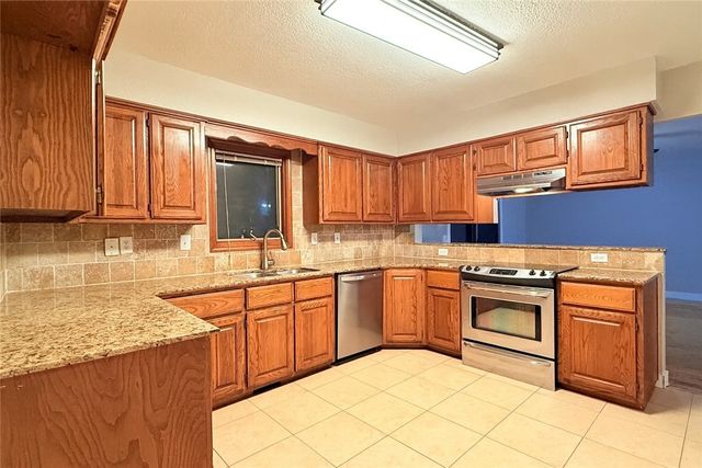 9 Minton Lane, Bella Vista, AR 72715