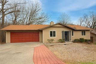 9 Minton Lane, Bella Vista, AR 72715