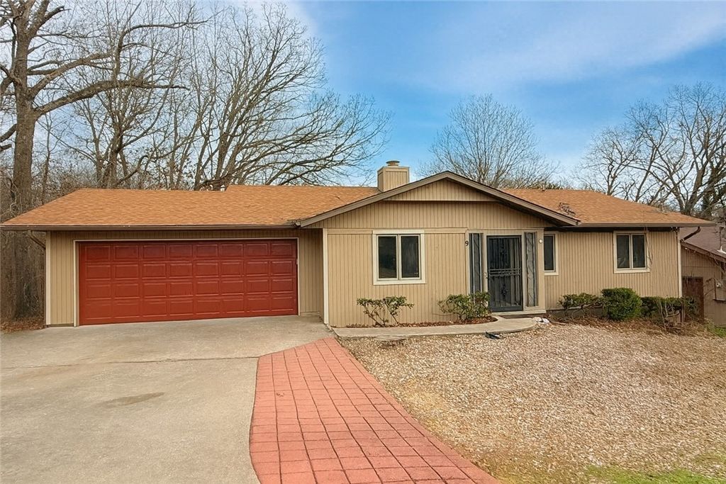 9 Minton Lane, Bella Vista, AR 72715