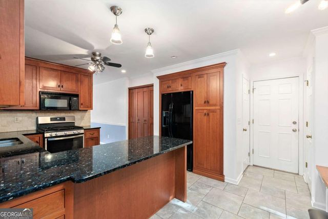 1172 Dogwood Forest Drive NE, Marietta, GA 30068