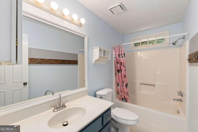 1172 Dogwood Forest Drive NE, Marietta, GA 30068